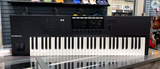 Store Special Product - Native Instruments - Komplete Kontrol S61 61-Key Controller (2nd Gen)